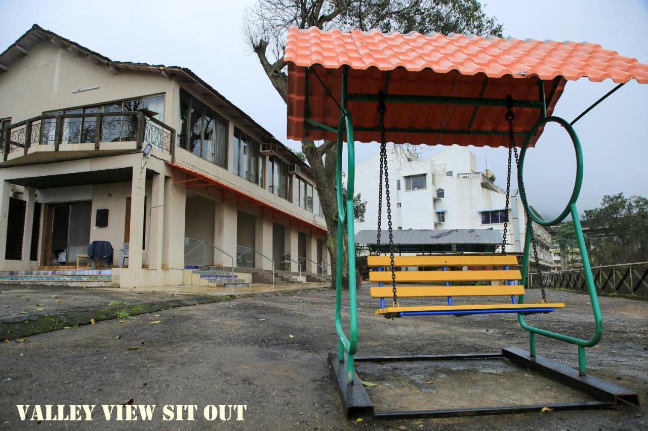 Hotel Girija Khandala  Exterior photo